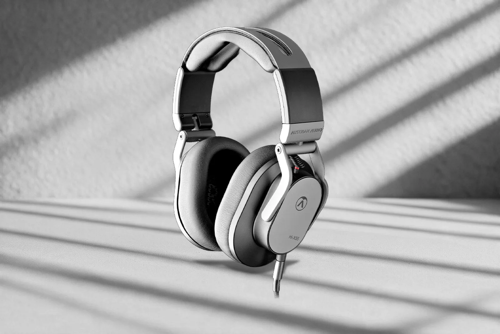 Austrian Audio Hi-X55