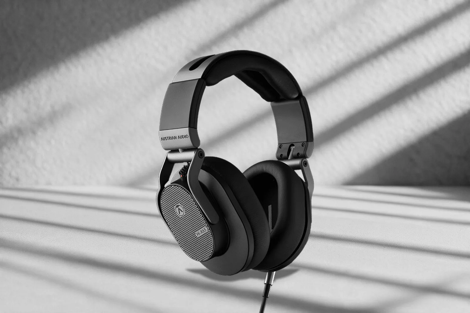 Austrian Audio Hi-X65