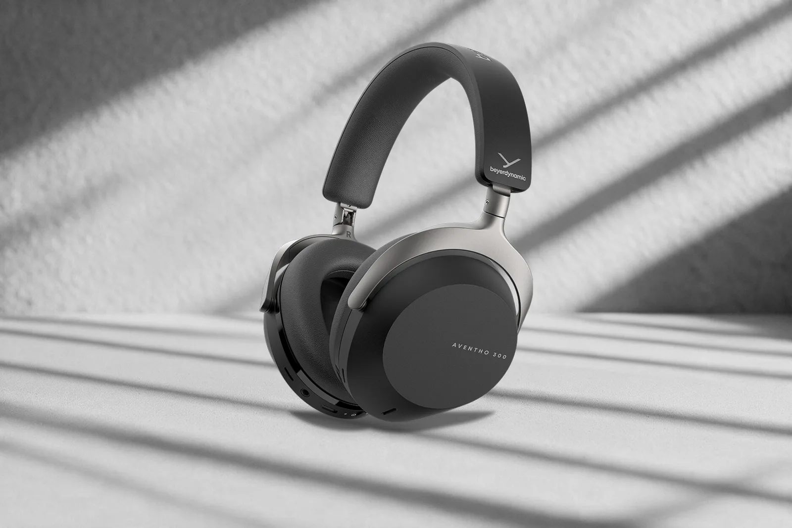 Beyerdynamic Aventho 300
