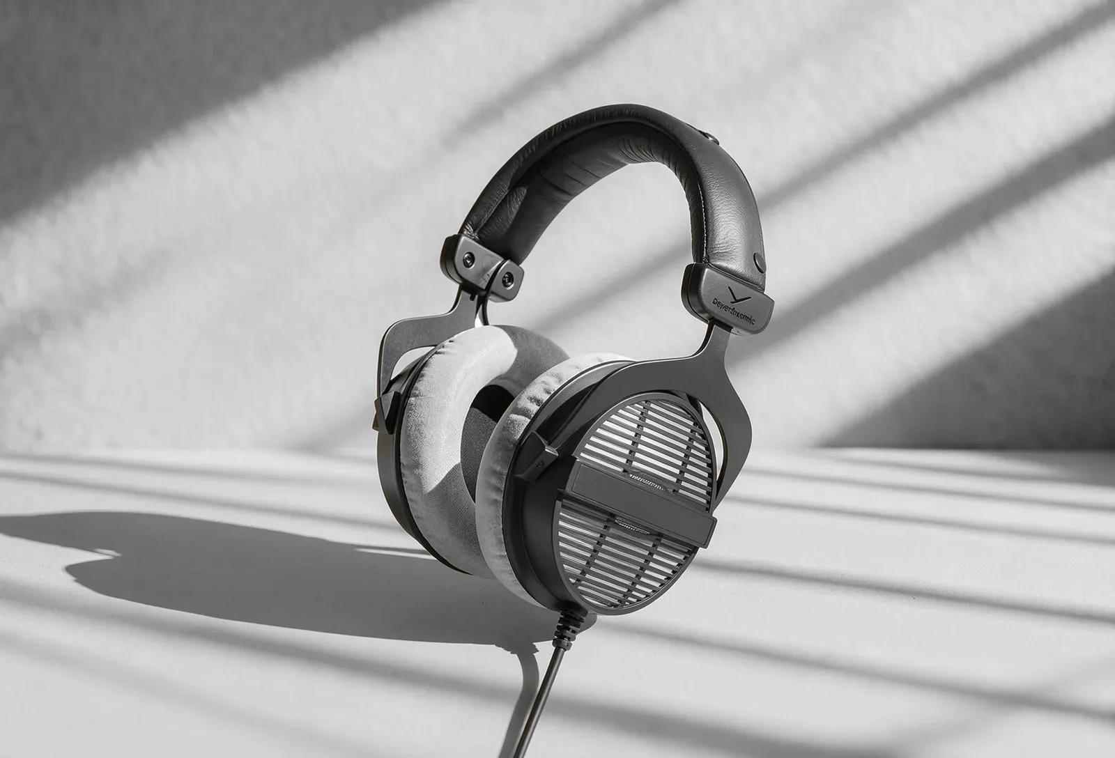 Beyerdynamic DT 990 PRO